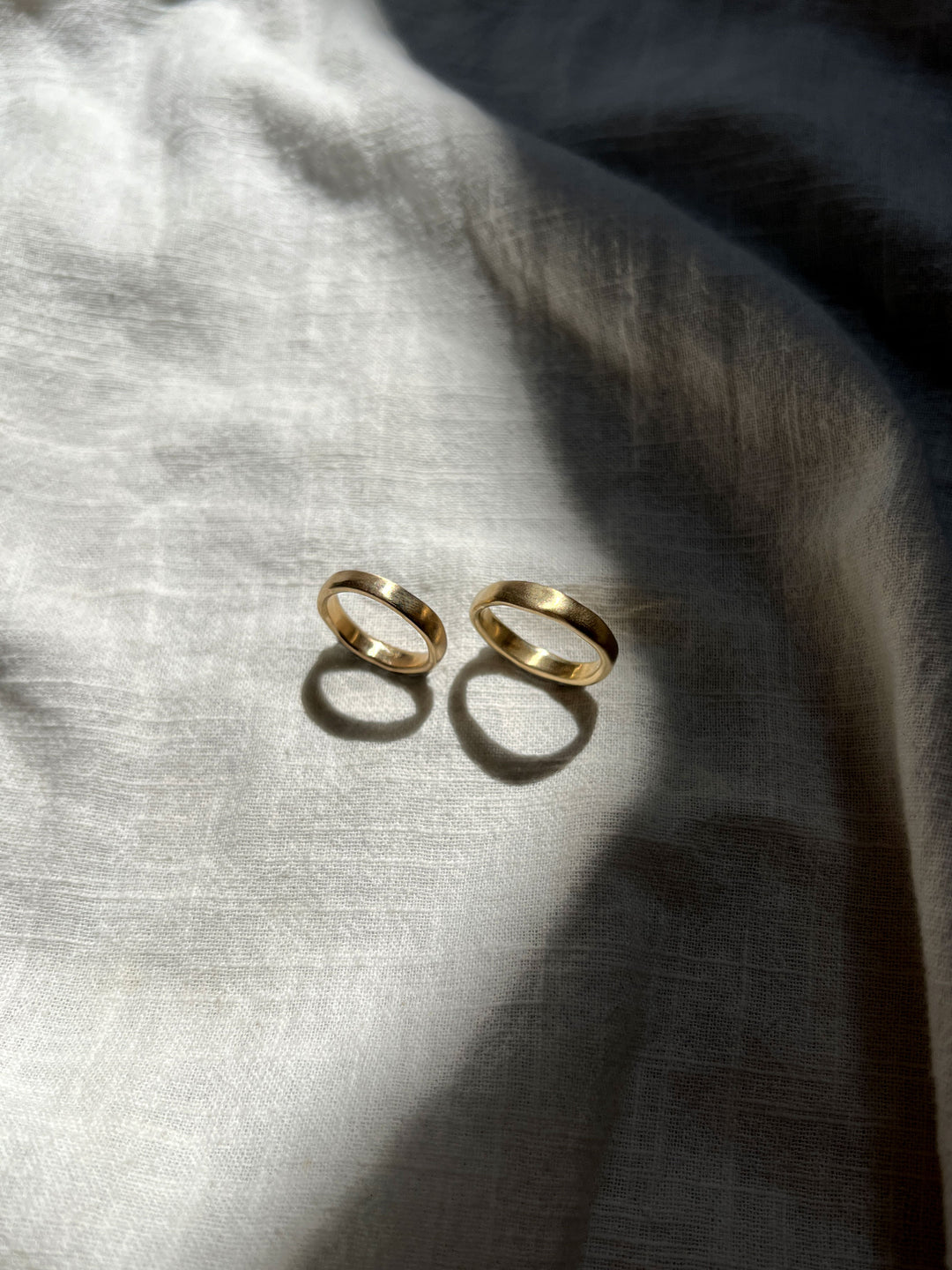 Aurum Soft Wedding Band Women