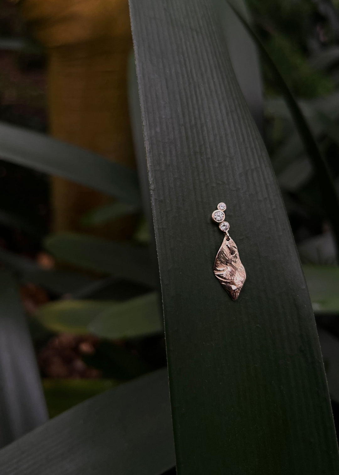 Elysia Leaf Grande Diamond Earring - Soleya Jewellery