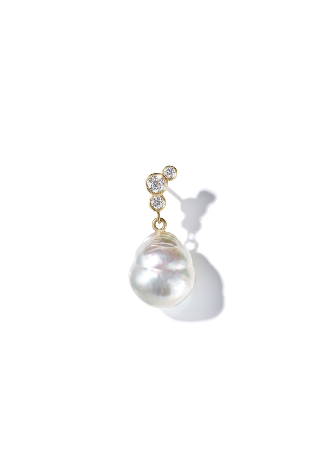 Elysia Ethereal Pearl Earring