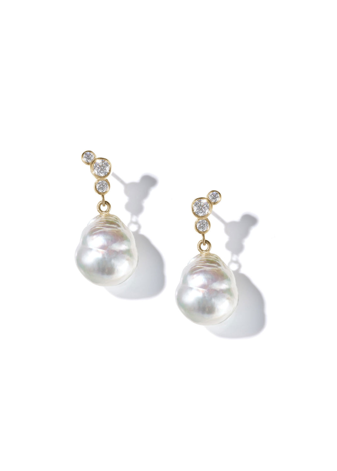 Elysia Ethereal Pearl Earring