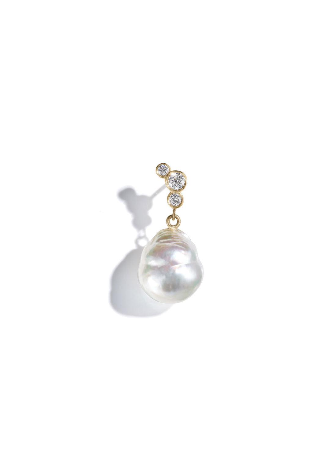 Elysia Ethereal Pearl Earring